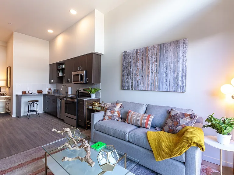 The Hixon at Westside Yard — Photo 37
