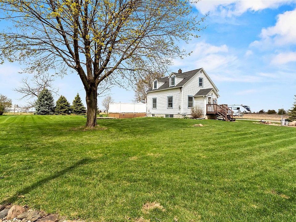 3940 Central Ave, IA 52202 Zillow
