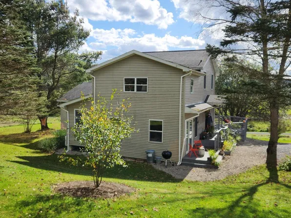5149 NY 7, Hoosick Falls, NY 12090
