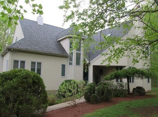 99 W Meadow Rd, Hamden, CT 06518