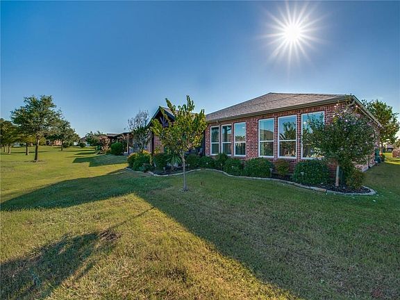 5th image of 974 Centennial Mill Ln