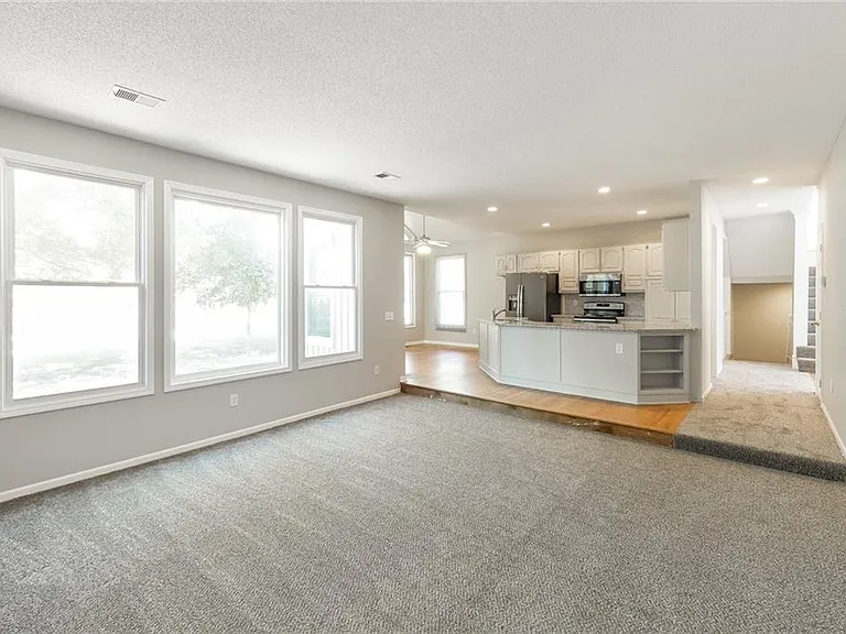 Livingroom/Kitchen