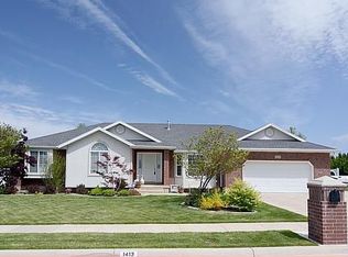 1418 W 1520 N, Clinton, UT 84015