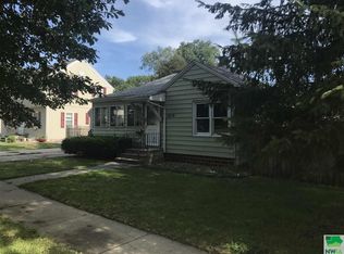 1010 W 5th St, Storm Lake, IA 50588