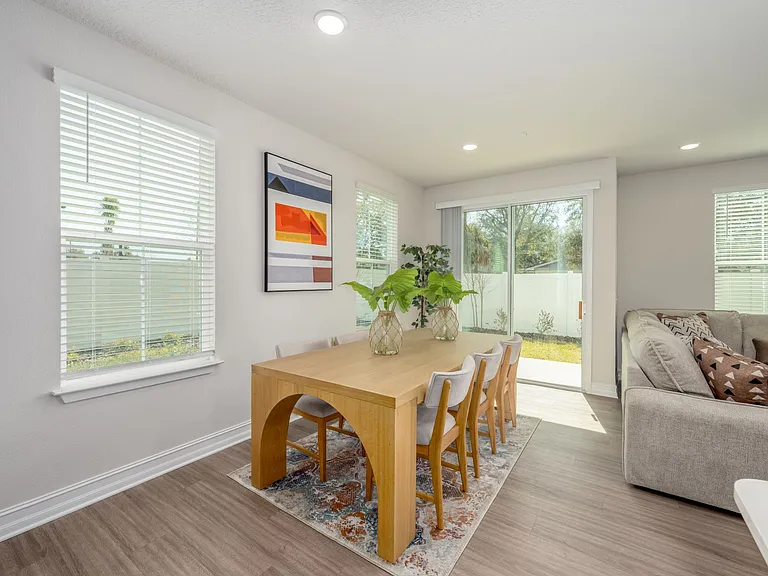 Lake Tavares Townhomes — Photo 10