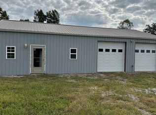 1834 SW Cummins Mill Rd, Gainesboro, TN 38562