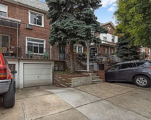1st image of 33-21 29th St