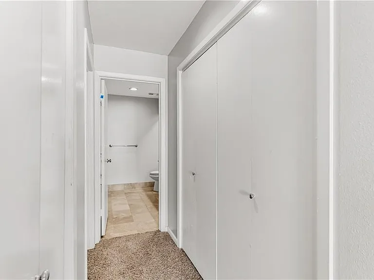 520 S Chaparral St #501 — Photo 18