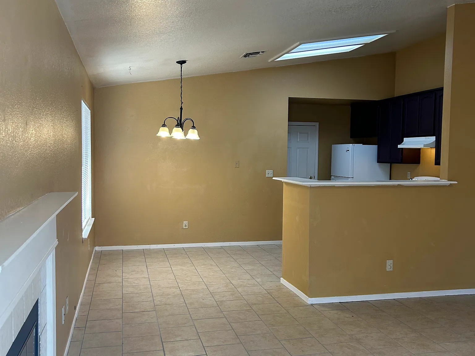 3 bed, 1172 sqft, $2,250 — Photo 4