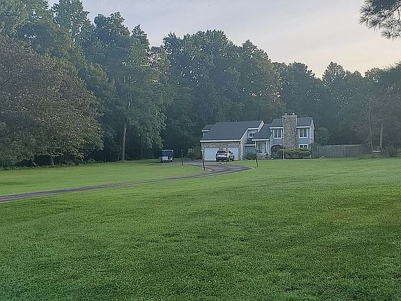 2nd image of 120 Cherwell Ct