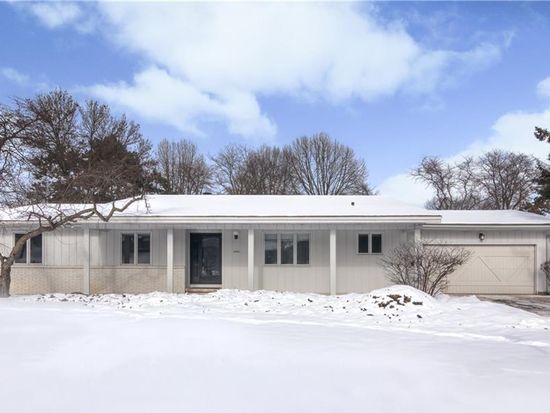 2406 Country Club Ln Eau Claire Wi 54701 Mls 1550499 Zillow