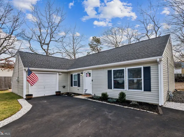 125 Torpedo Rd, Manahawkin, NJ 08050