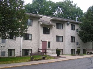 801 Forest Green Dr, Meadville, PA 16335