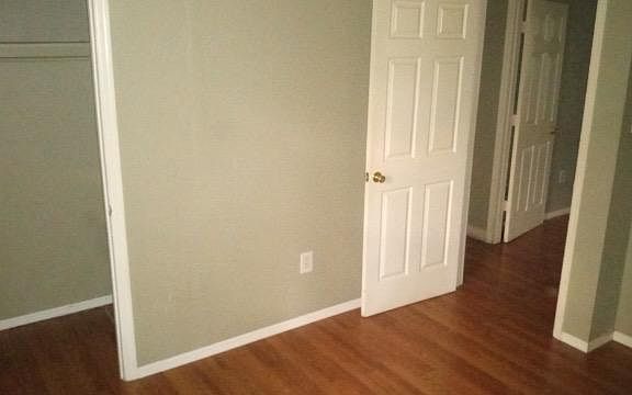 4th image of 423 Woodland St