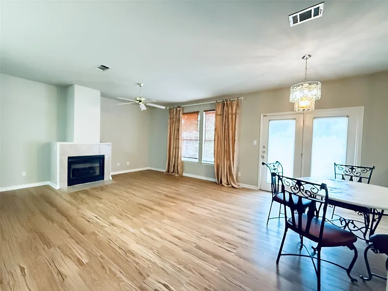 2100 Pipers Field Dr #55 — Photo 3