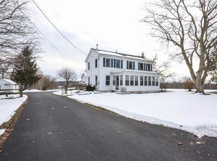 860 Kuttruff Rd, Walworth, NY 14568
