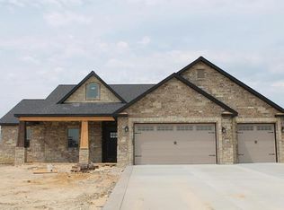 3263 Whitetail, Highland, IL 62249