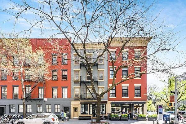 Rented by Sotheby's International Realty | media 42