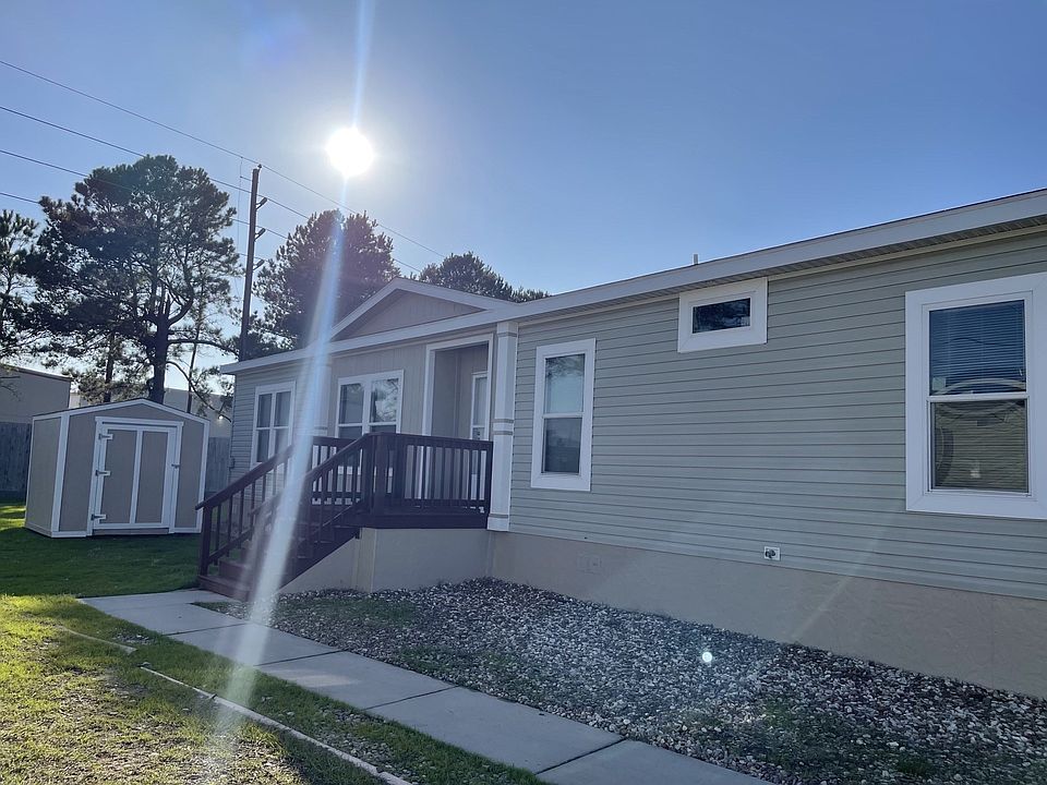 1st image of 920 Century Plaza Dr #673