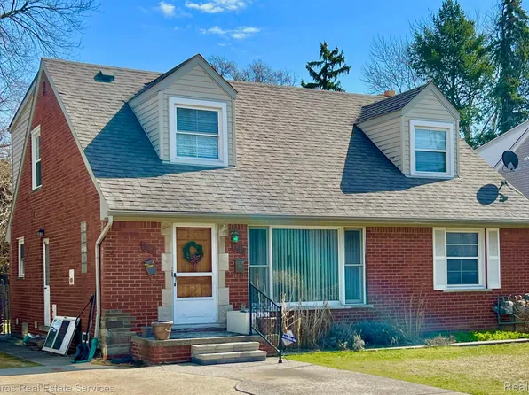 360 Alter Rd, Detroit, MI 48215