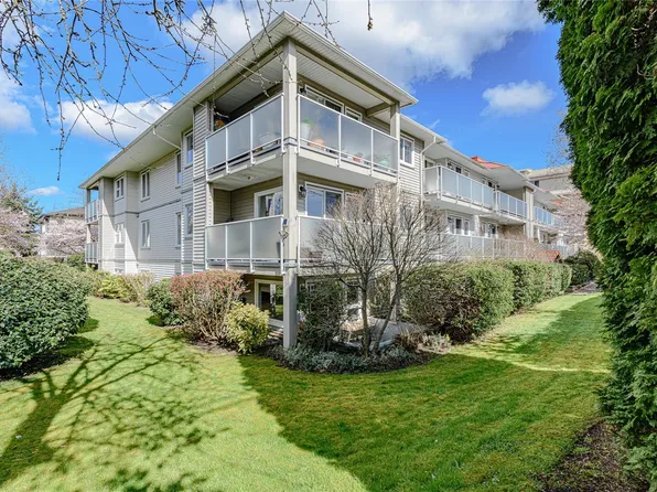 3180 Albina St #103, Saanich, BC V9A 1Z5