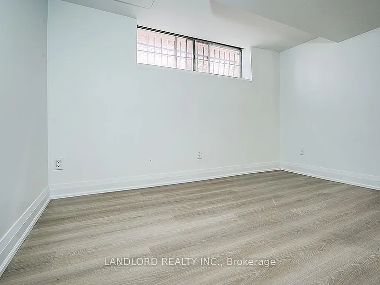 56 Bicknell Ave #LOWER — Photo 39