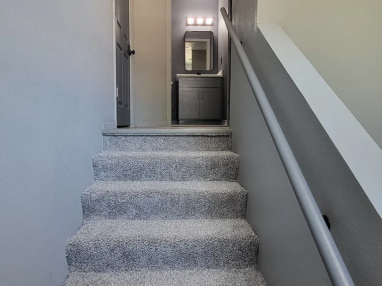 1806 N 7th Ave — Photo 9