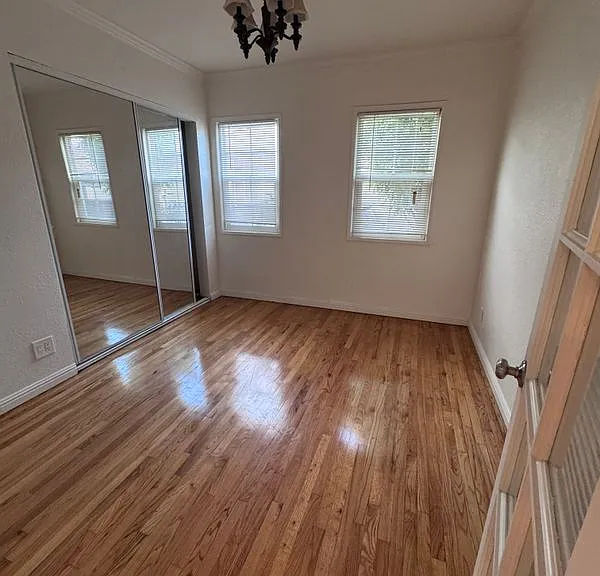 624 W Hammel St — Photo 4