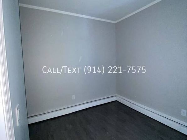 22 Upper Croton Ave #8