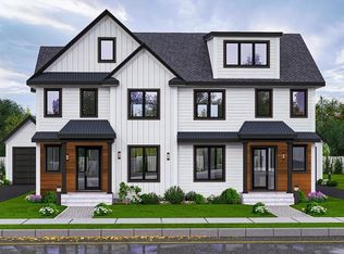 140 Hillside Ave #A, Needham Heights, MA 02494