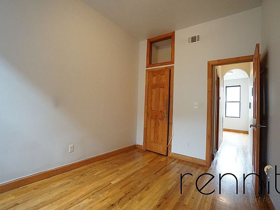 5th image of 823 Saint Johns Pl #3R