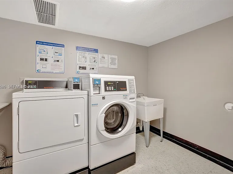 3015 N Ocean Blvd #3J — Photo 52