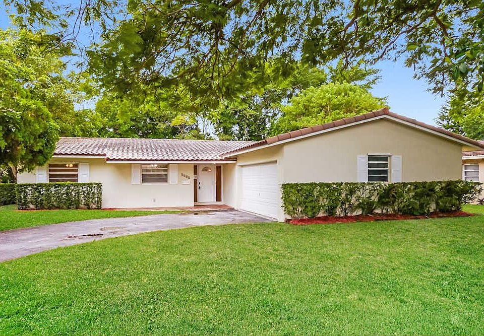 1st image of 7606 NW 40th St