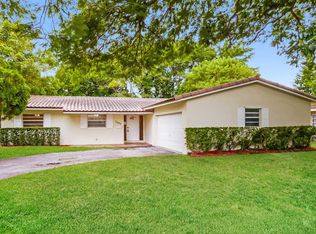7606 NW 40th St, Coral Springs, FL 33065