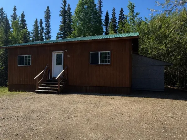 2121 Blackstone Rd, North Pole, AK 99705