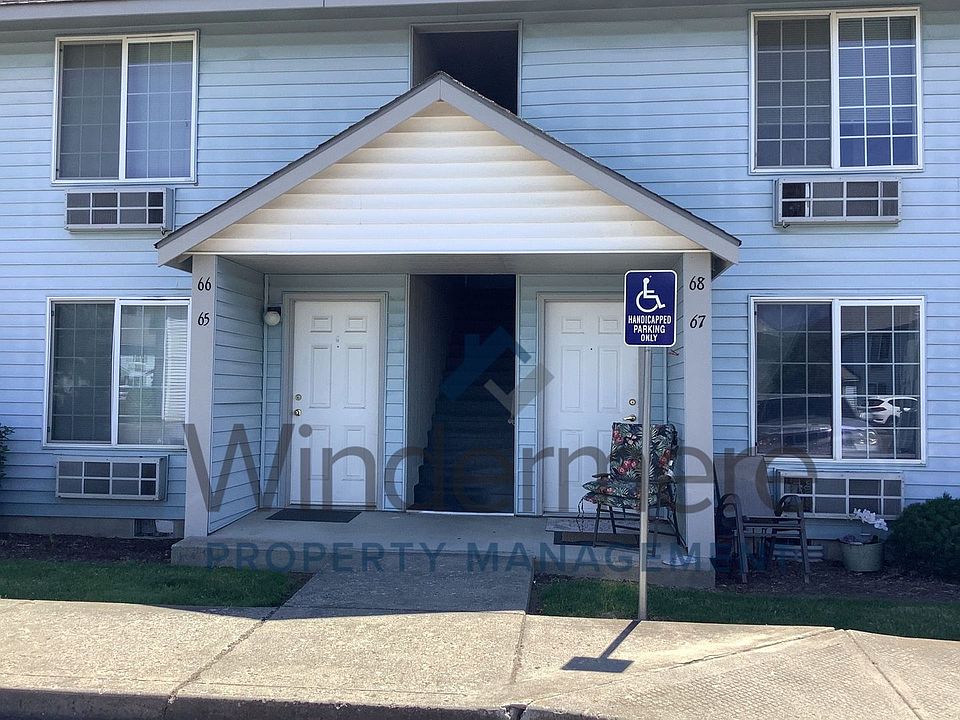 1st image of 1821 Plaza Way #68