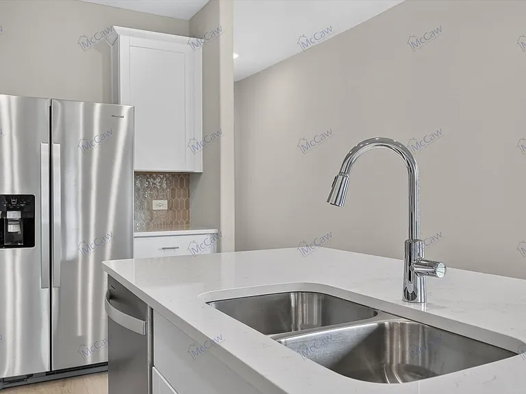 3048 Belton Dr — Photo 8