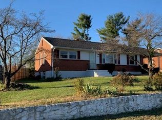 5516 Darby Rd, Roanoke, VA 24012