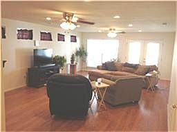 5th image of 915 Nancy Dr