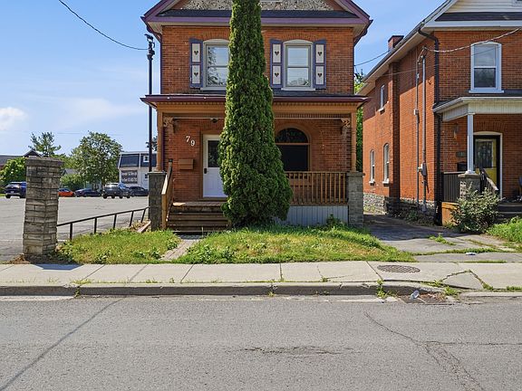 3rd image of 79 Bridge St W