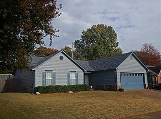 1250 Grangeway Dr, Cordova, TN 38018