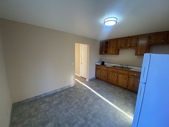 5th image of 266 Moughon St #A