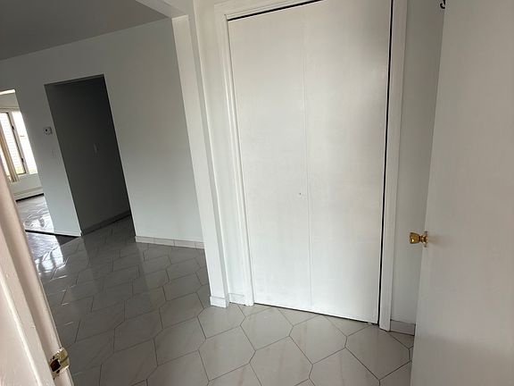 3rd image of 373 Jersey Ave APT 1