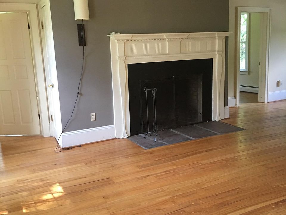 1st image of 0 Hudson River Rd Floor 1