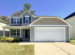 140 Hallow Oak St, Spring Lake, NC 28390