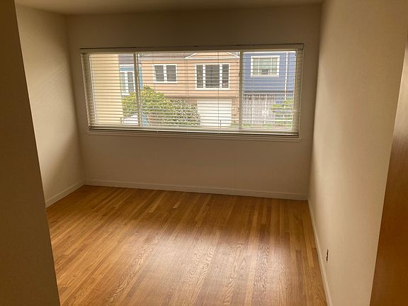 4th image of 570 Duncan St #4