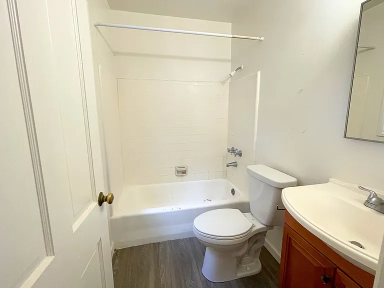 2415 1st Ave — Photo 21