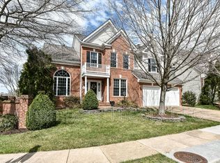 2128 Haney Ln, Vienna, VA 22182