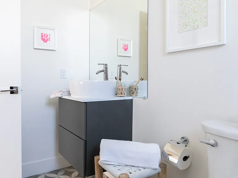 4543 Pickford St #1/4 — Photo 14