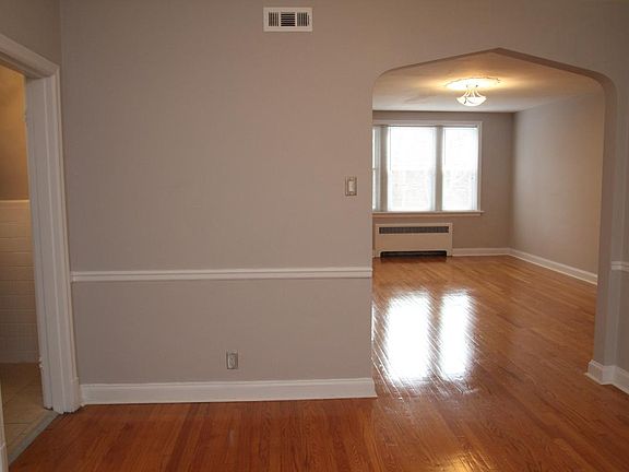 4th image of 7512 Cromwell Dr APT 7